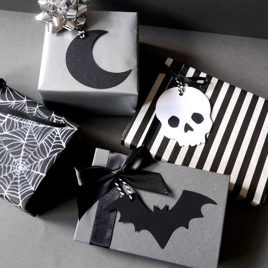 gothic gift tags