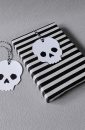 skull gift tags