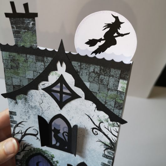 witch house pop up halloween card