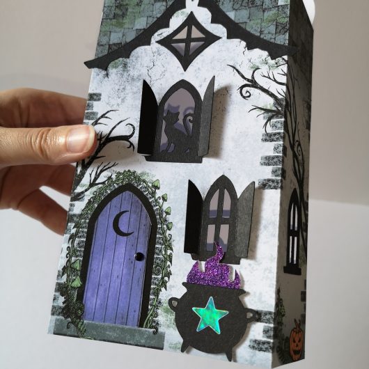 witch house pop up halloween card