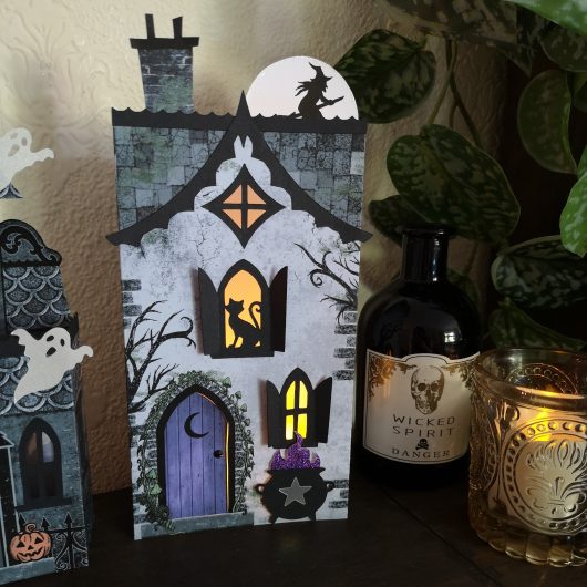 witch house pop up halloween card